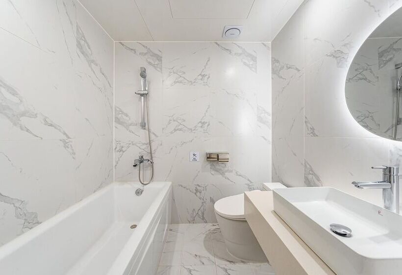 מוטל Gimhae Samgye H Avenue