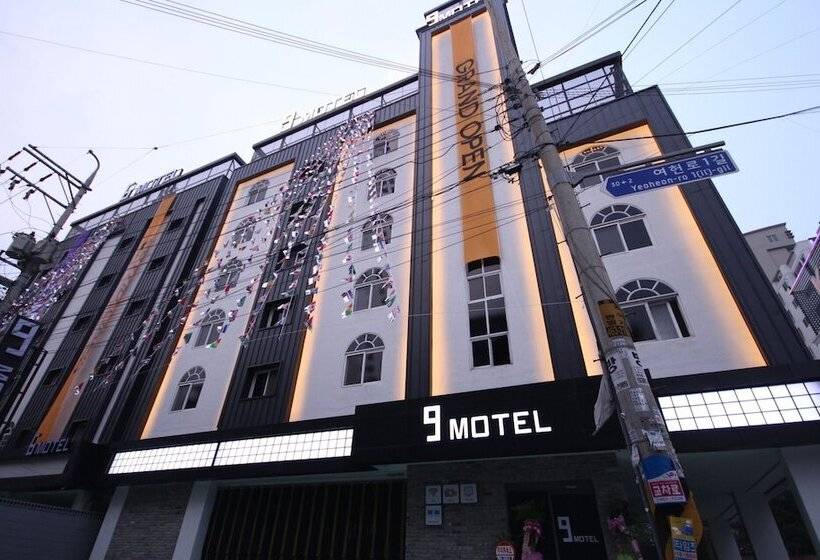 מוטל Gumi Indong Nine