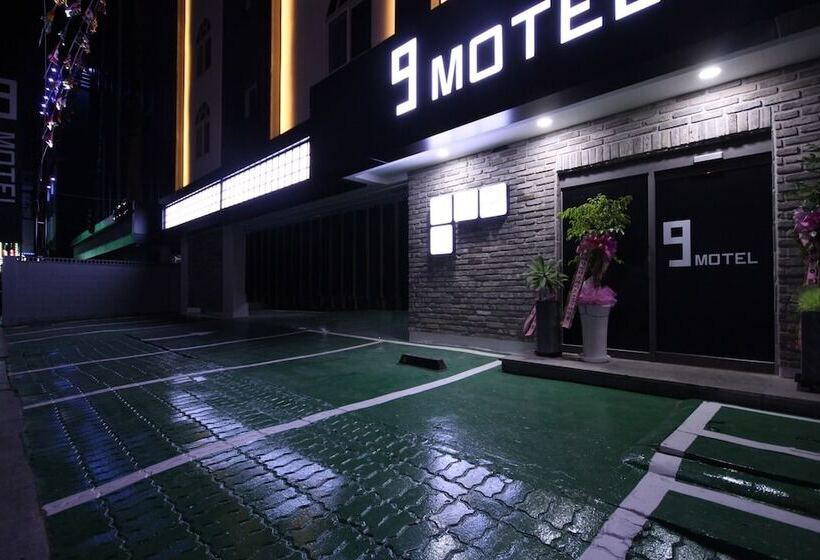 מוטל Gumi Indong Nine