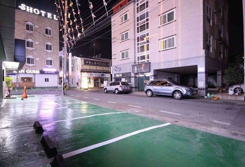 מוטל Gumi Indong Nine