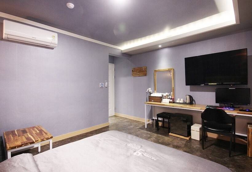 מוטל Gumi Indong Nine