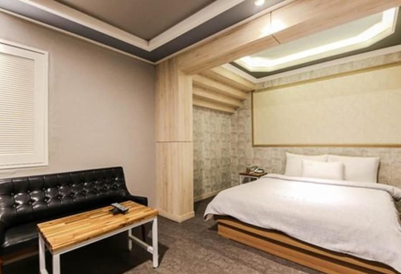汽车旅馆  Gumi Wonpyeongdong Hotel Ruby