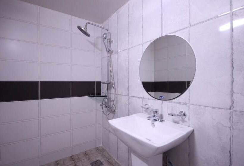 汽车旅馆  Gumi Wonpyeongdong Hotel Ruby