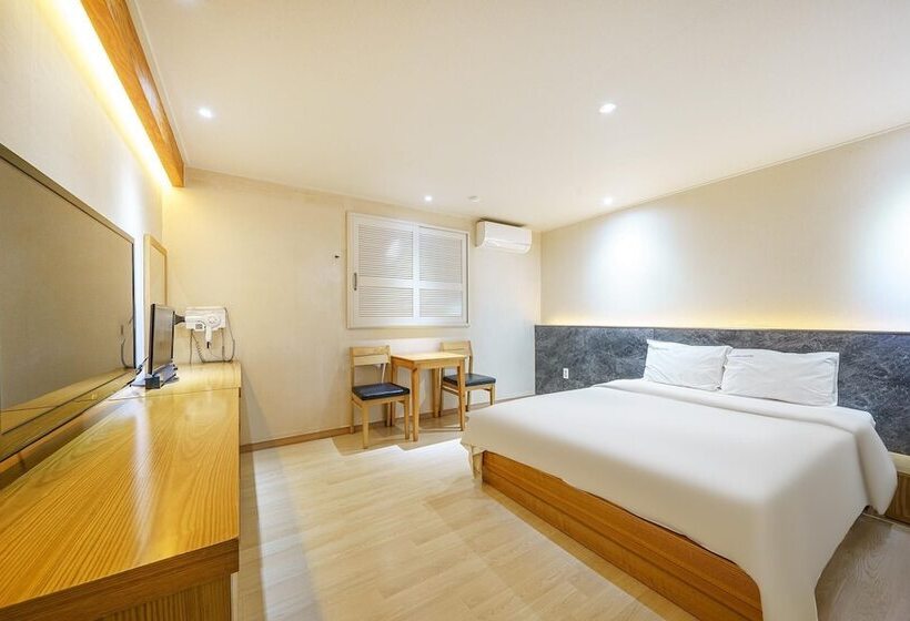 Motel Gwangyang Picasso