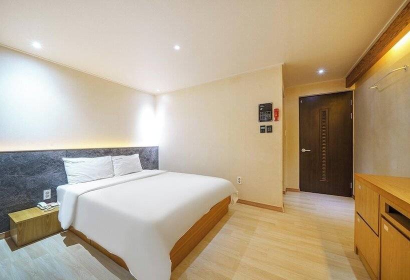 Motel Gwangyang Picasso