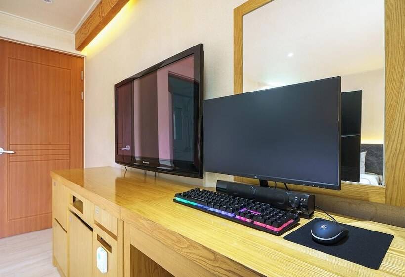 Motel Gwangyang Picasso