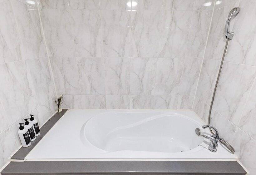 Motel Gwangyang Picasso