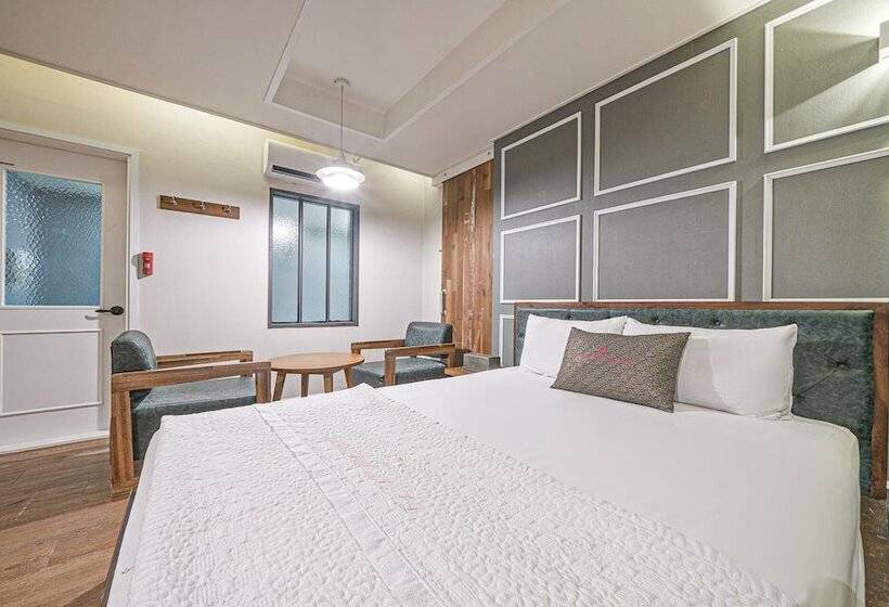 모텔 Gyeongsan Shwimpyo