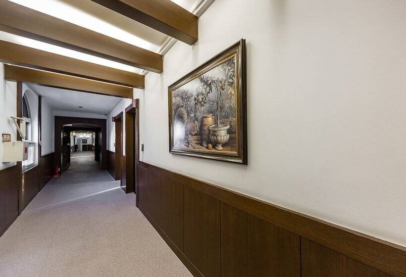 فندق على الطريق Gyeongsan Grand