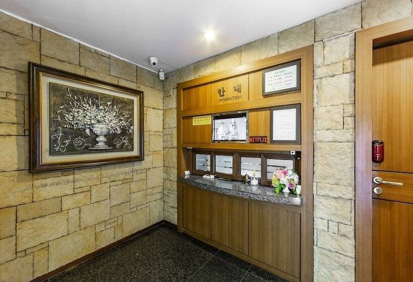 فندق على الطريق Gyeongsan Grand