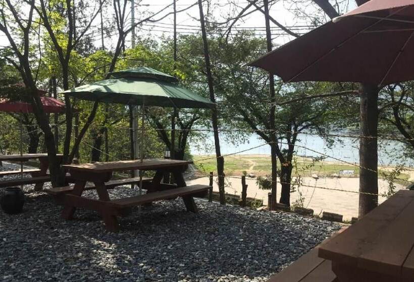 Мотель Jecheon Cheongpung Bali