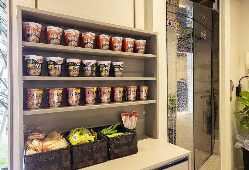 מוטל Jecheon View