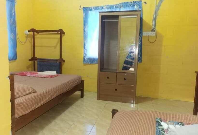 فندق على الطريق Kamila Teluk Senangin