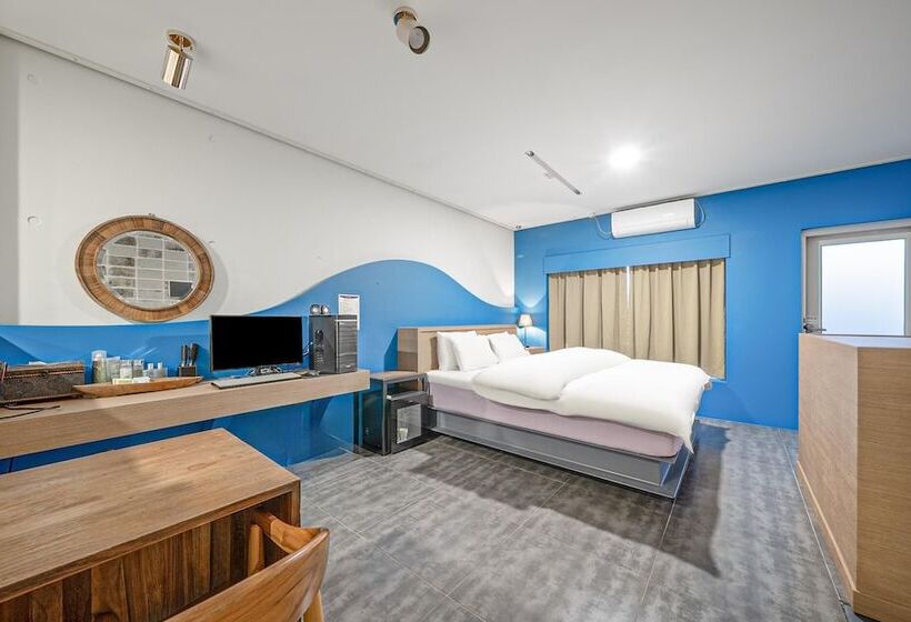 모텔 Pohang Jukdo Market Tahiti