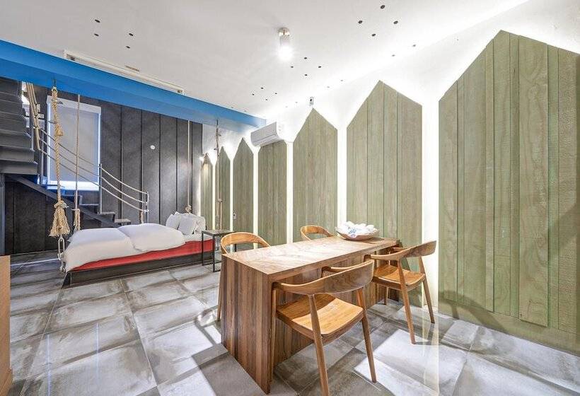 모텔 Pohang Jukdo Market Tahiti