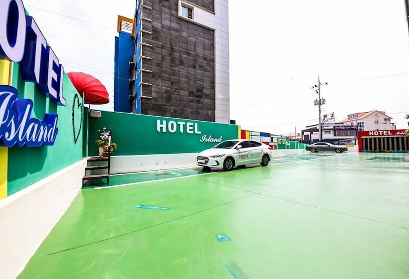 Motel Sacheon Island