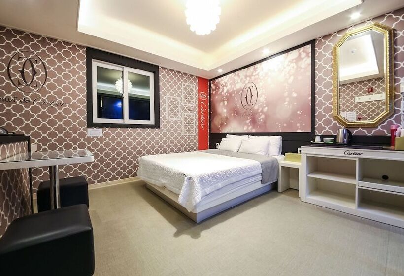 Motel Sacheon Island