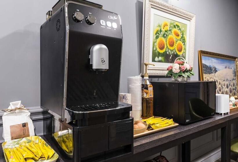 فندق على الطريق Sanbon Praha