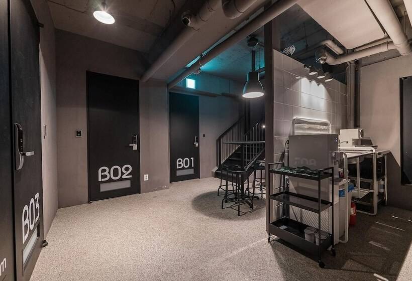 מוטל Seongnam Bunker 1148