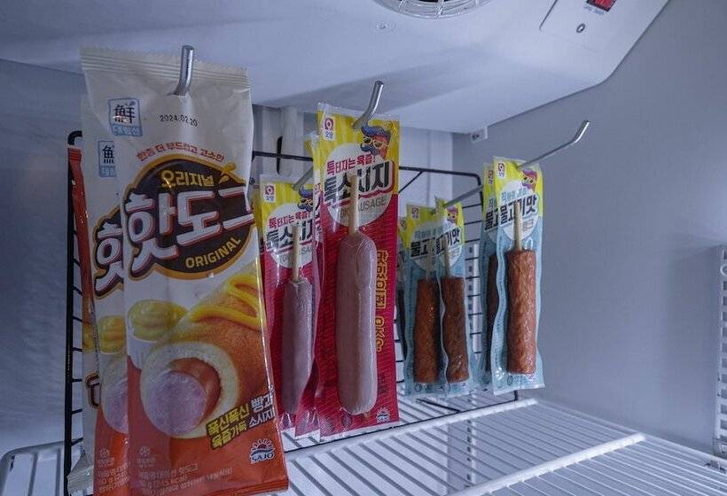 모텔 Voice The Zara Drive In