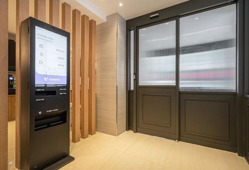 汽车旅馆  Wolgot Avenue S