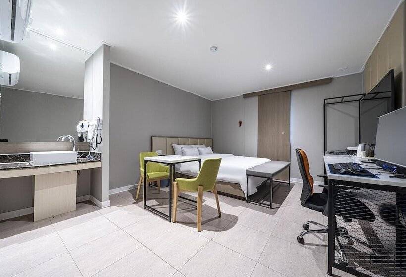 מוטל Wolgot Hotel Yeon