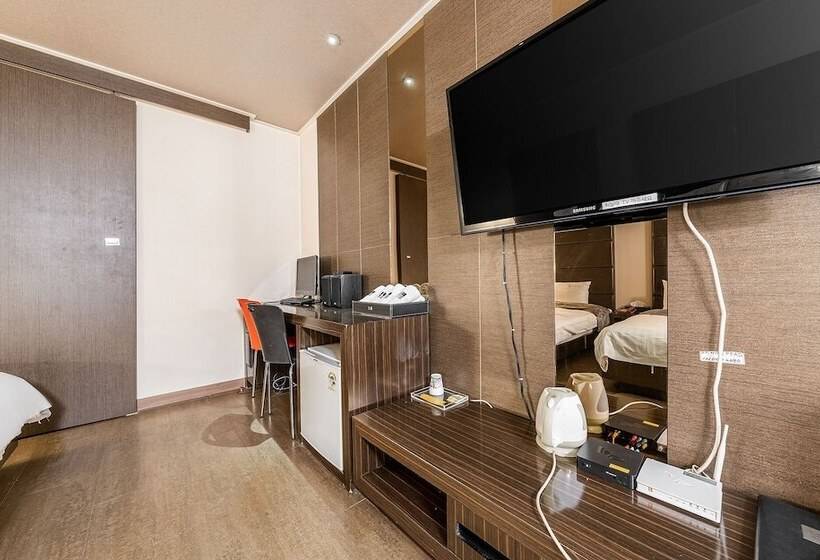 מוטל Wolgot Hotel Yeon