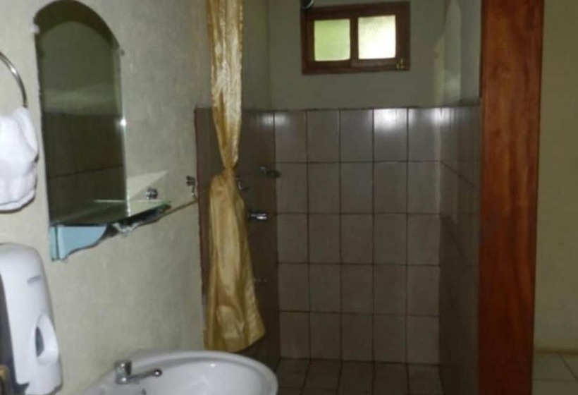 호스텔 Hostal Y Restaurante Rancho Merida