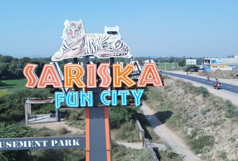 منتجع Club 21by Sariska Fun City