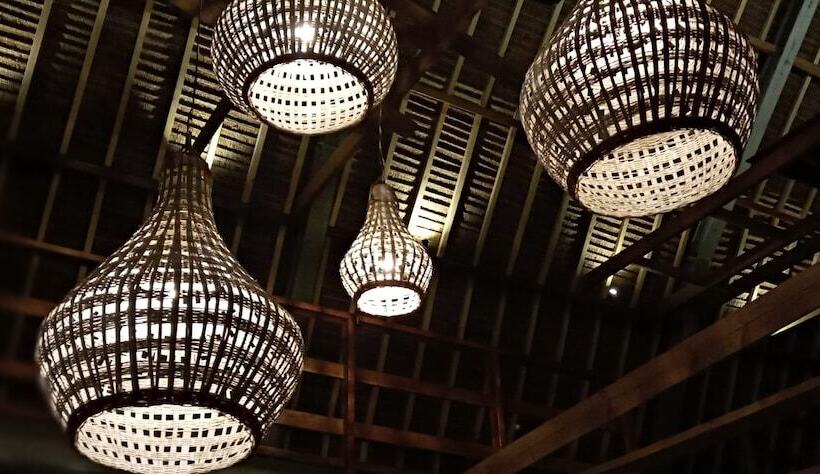 منتجع Kijani Beach Villas