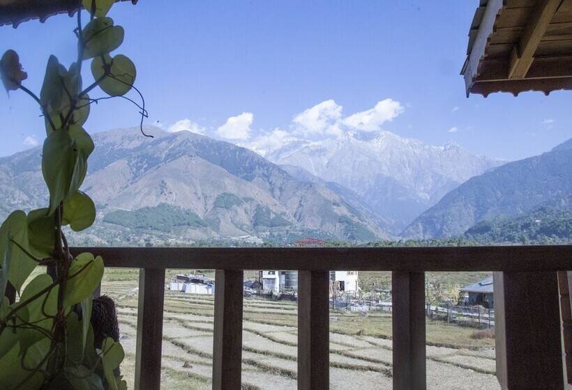 منتجع Osho Himalayas