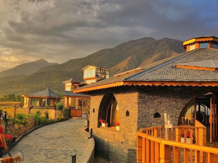 منتجع Osho Himalayas