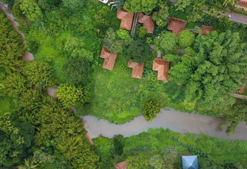 Курорт Sterling Vythiri Wayanad