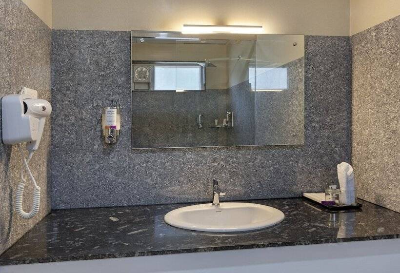 Курорт Sterling Vythiri Wayanad