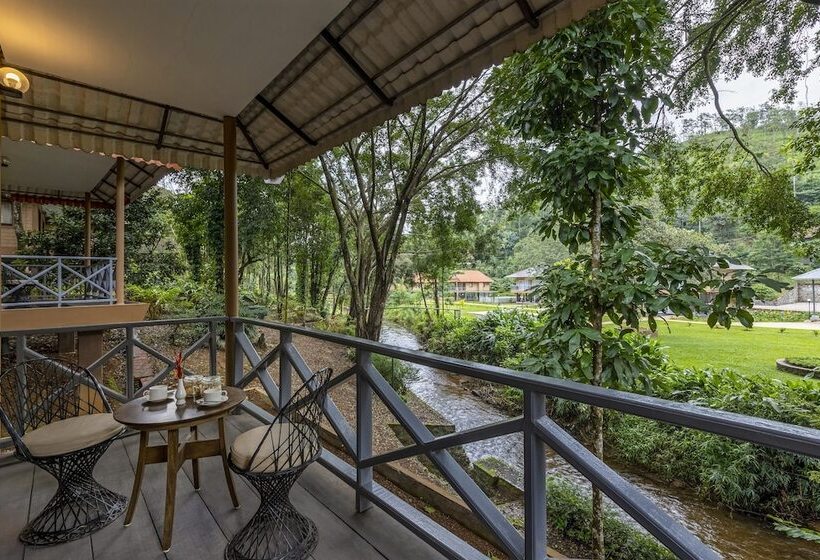 Курорт Sterling Vythiri Wayanad