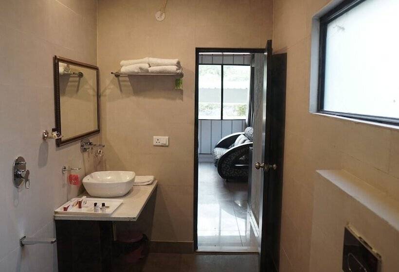 Resort The Shahanshahi