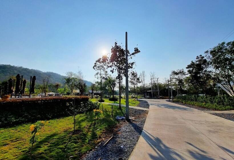 منتجع The Wild Khao Yai   Glamping