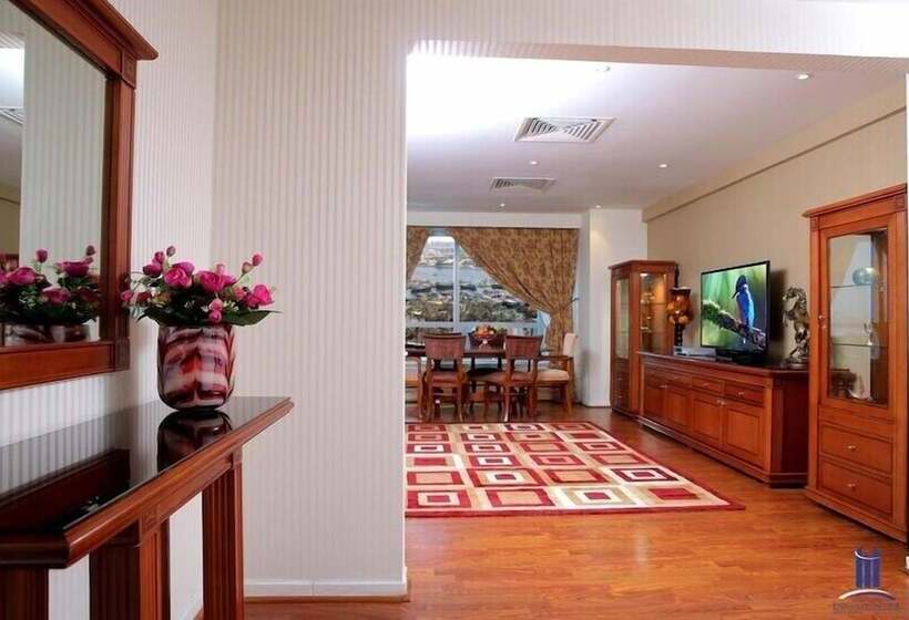 Royal Concorde Hotel &suite