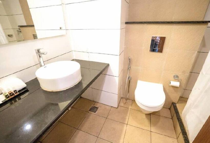 Samasth Palatial By Yuvraj Groupofhotels