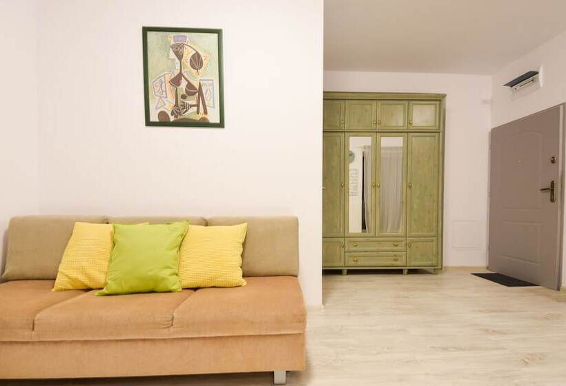 Shortstaypoland Srebrna   B36