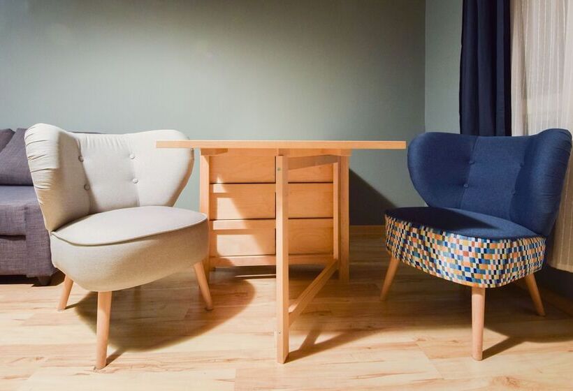 Shortstaypoland Srebrna   B36