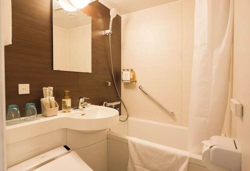 Sk Hotel Kobe Station Front