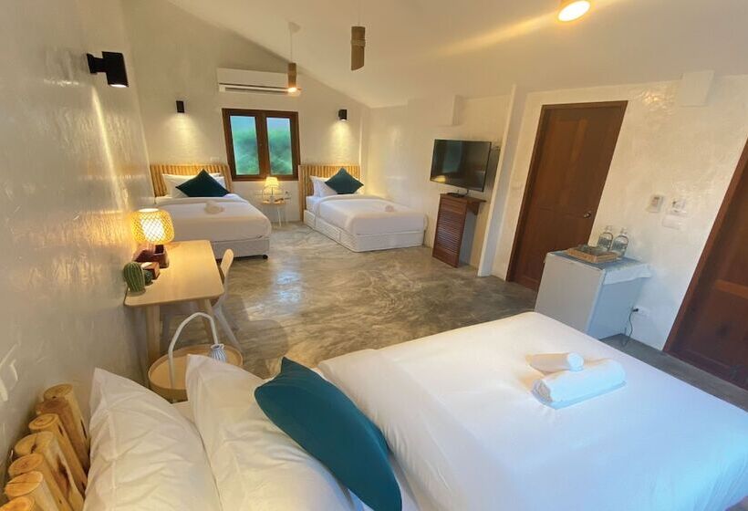 The Little White Bird Traveller Hostel