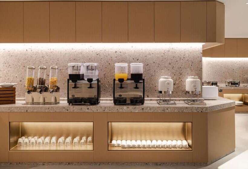 The Skytel Hotel Shenzhen Central Park