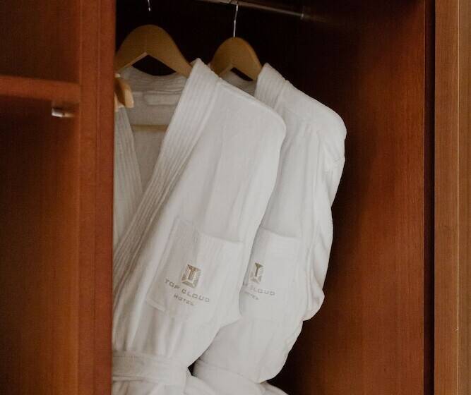 Topcloud Hotel Iksan