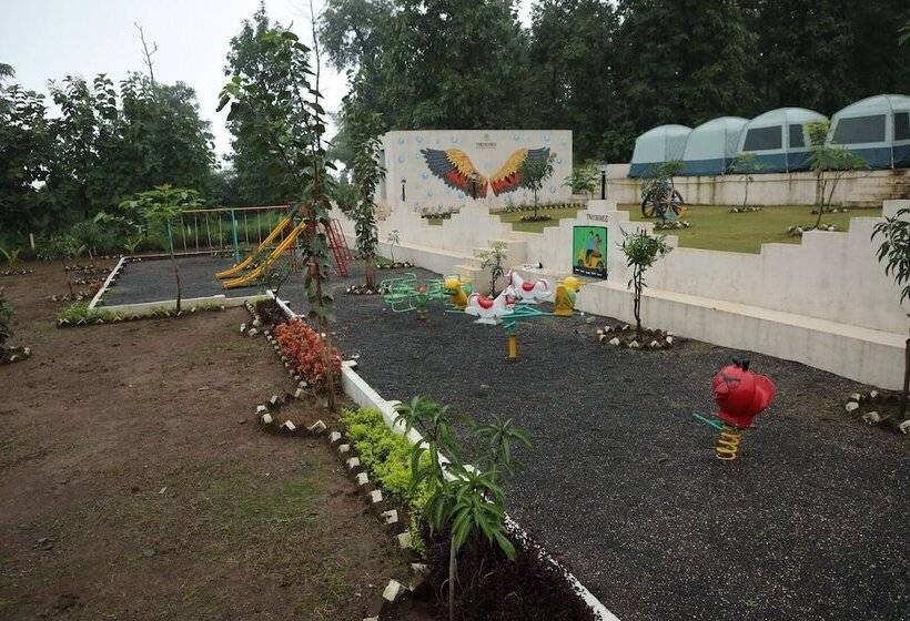 Treebones Resort And Adventure Park