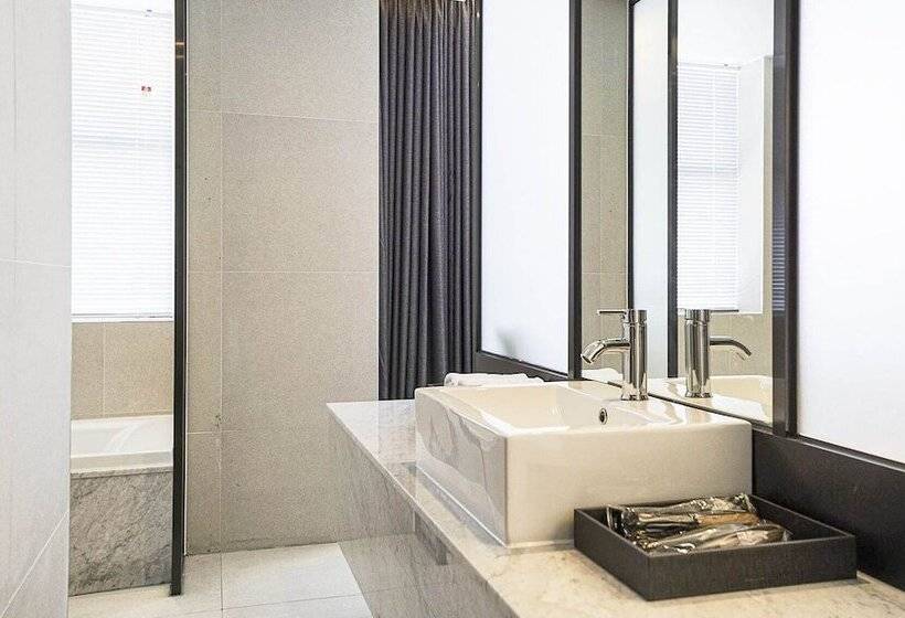 Wall Hotel Cheonan Cheongsu