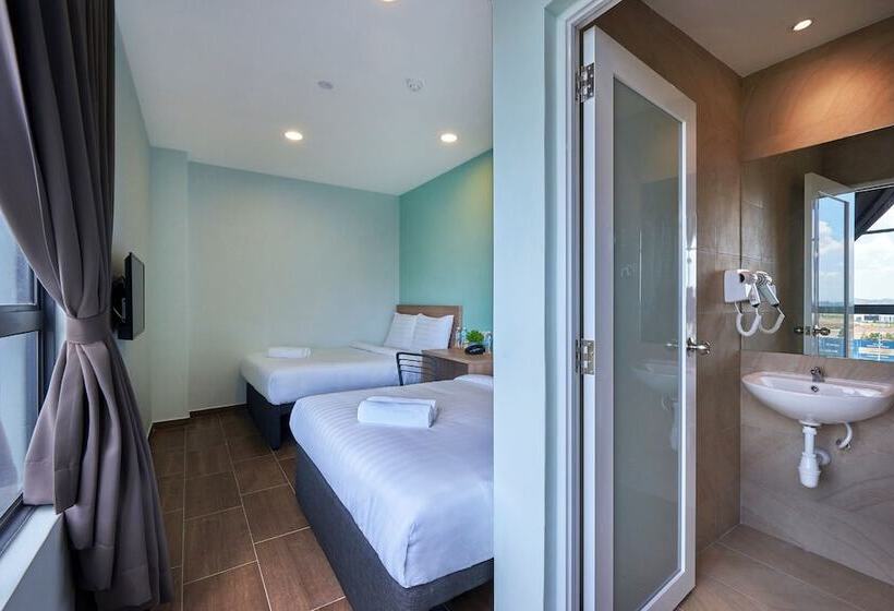 Zone Hotels, Eco Grandeur