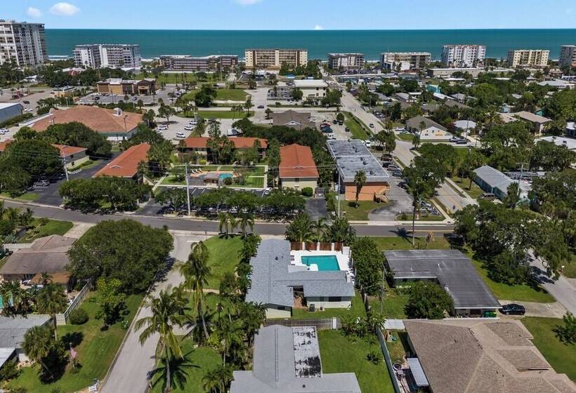 308 Formosa Drive