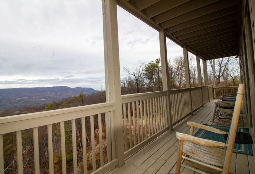 4br Mountain View Cabin